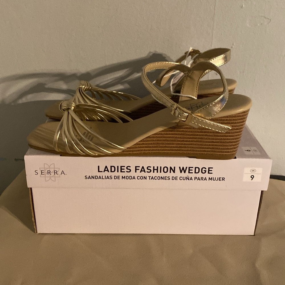 Sandals - Picture 4 of 14